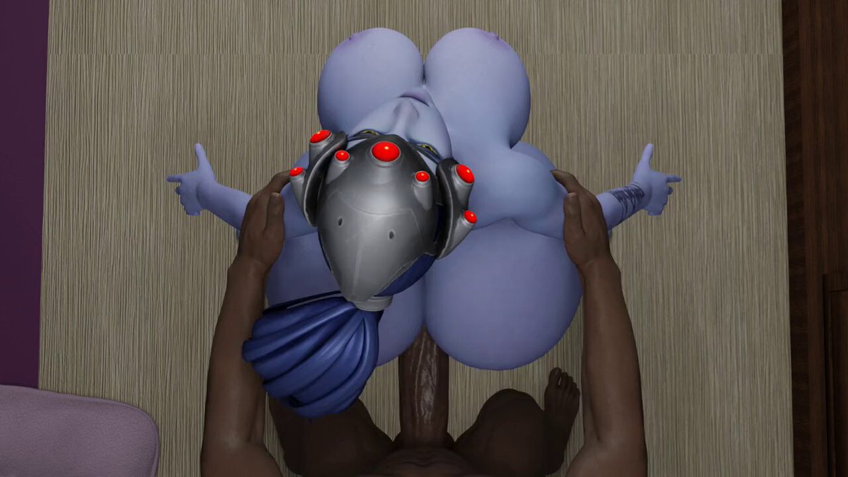 widowmaker taking standing from behind